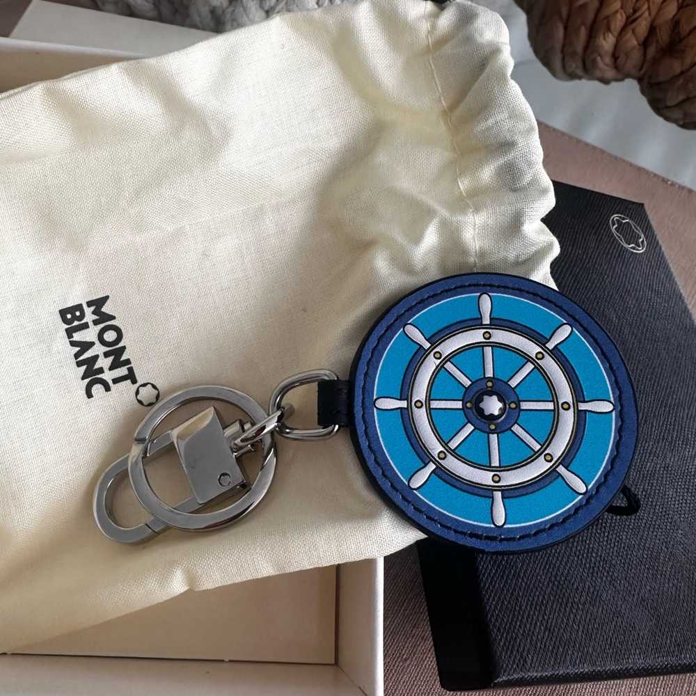 Montblanc nautical key 🔑 holder with box New never used pretty